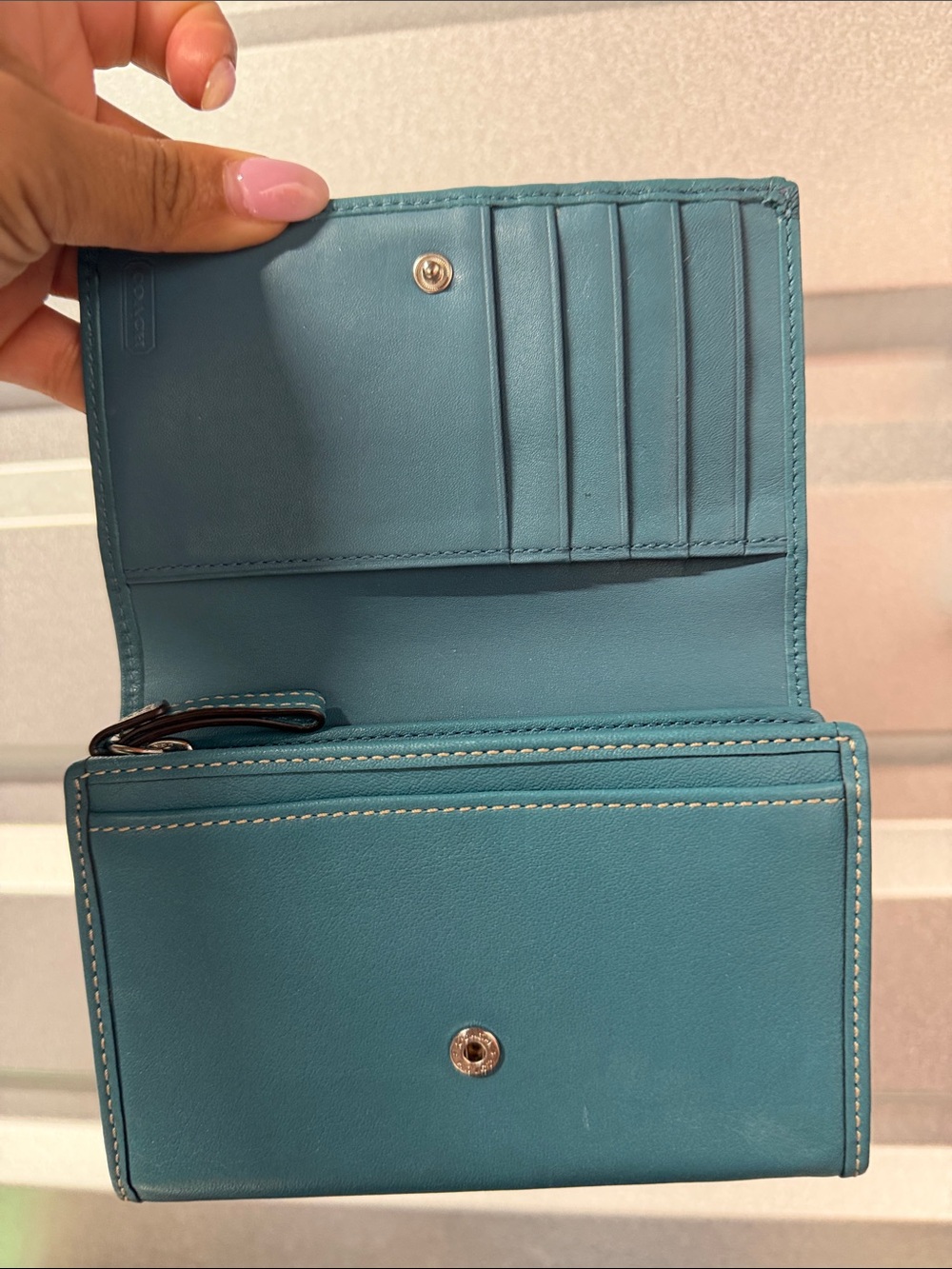 coach wallet - Picture 2 of 2